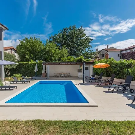 Leko Guest house