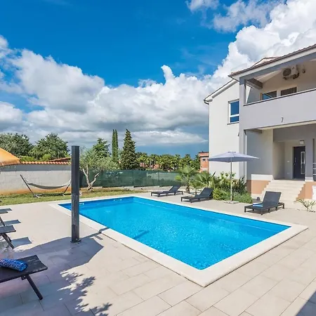 Leko Casa de hóspedes 3*